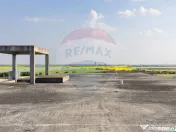 Teren cu construcție de beton, de vânzare, 3754 mp – ... 