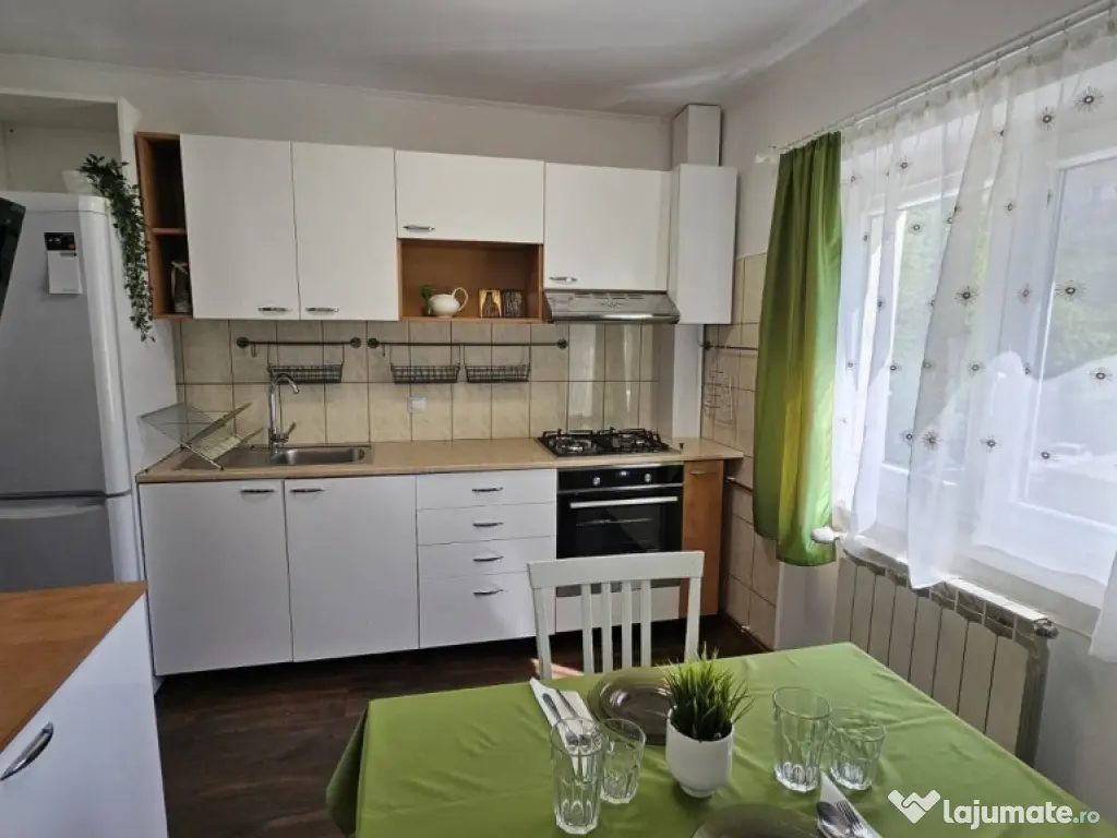 Vitan mall etaj 2 bloc mixt reabilitat