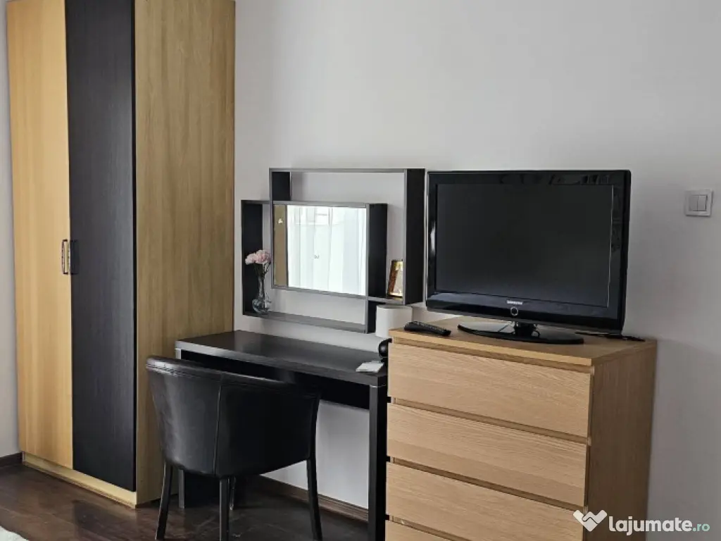 Vitan mall etaj 2 bloc mixt reabilitat