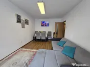 Ap. 2cam,dec,renovat total,et.5,bl.reabilitat,1 min distanta metrou. 