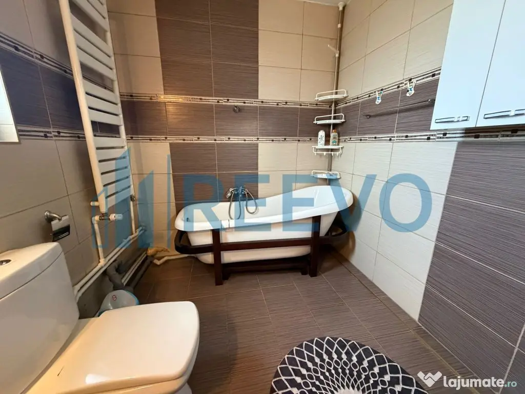 Casă/Vilă de vânzare în comuna Târgu Trotuș, județ...