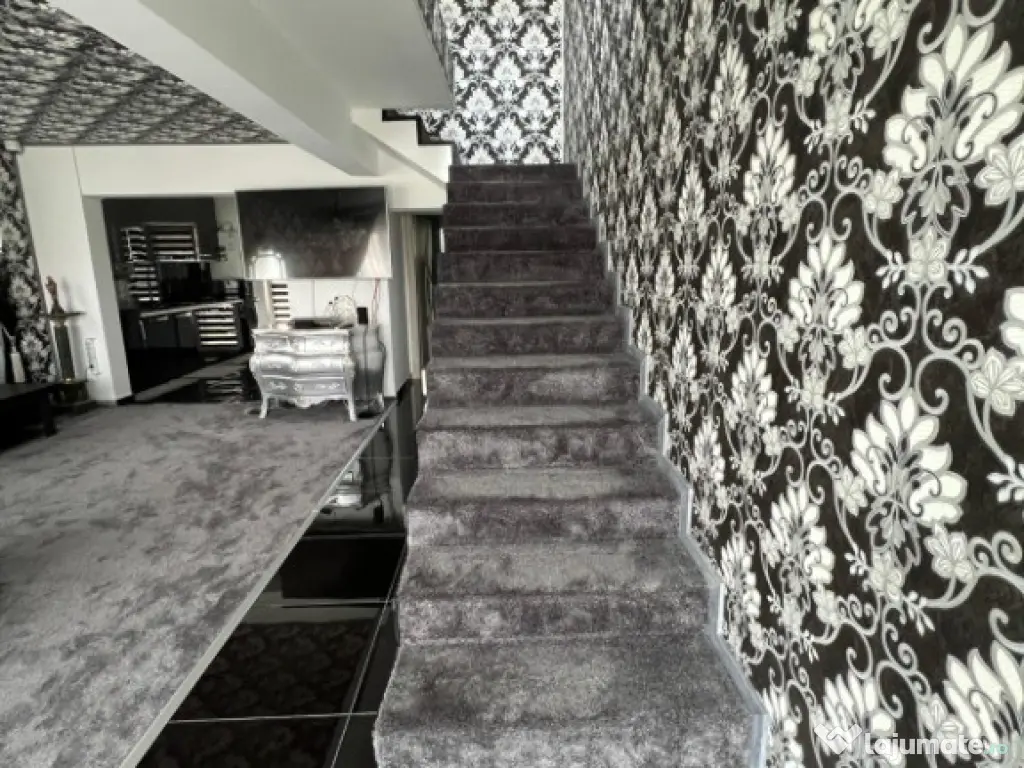 OCAZIE! Casă 156 mp, 4 camere, garaj, mobilier la comandă, Floresti