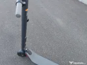 Trotinetă Electrică Ninebot KickScooter ES2 – Ca Nouă (Doar 101 km!) 