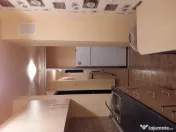 P-ta Victoriei, 2 camere, renovat, bloc izolat 