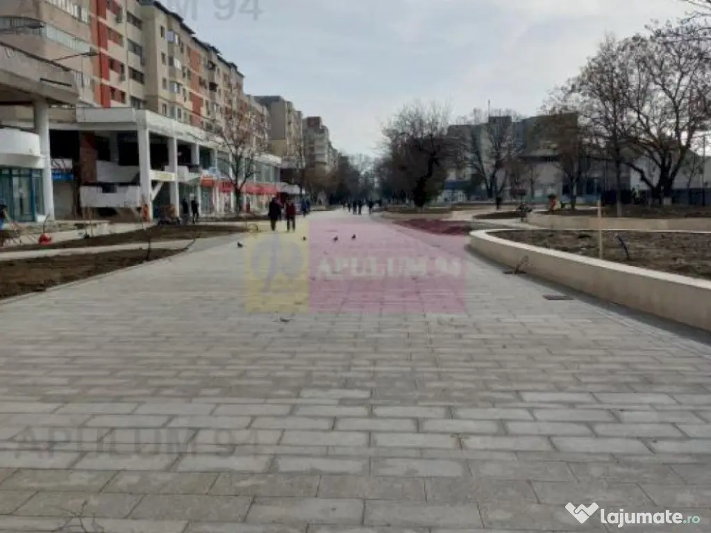 Vanzare spatiu langa parcul central in Alexandria / Teleo...