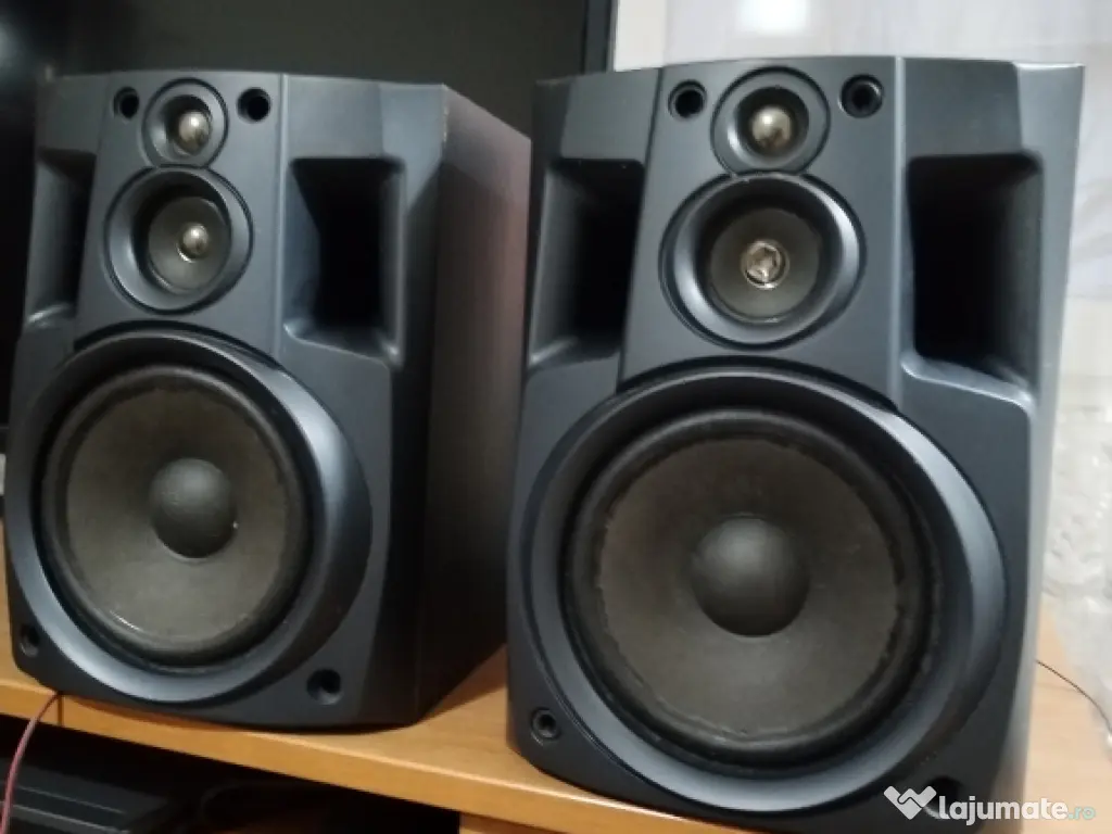 Boxe JVC de 80W pe 6 ohmi Hi-Fi