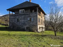 Casă din lemn, D+P+1E Nănești, la 15 km de Sighetu-Marm., Maramureș