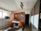 Decomandat 3 camere Zona Soarelui Mansarda/mobilat si utilat 