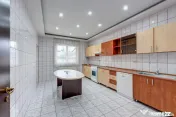 Casă S+P+E+M, 5 dormitoare, mansardă 85 mp, garaj – zona 