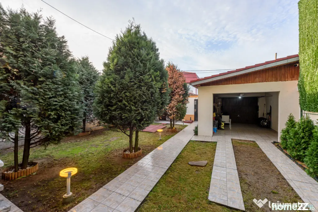 Casă S+P+E+M, 5 dormitoare, mansardă 85 mp, garaj – zona