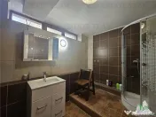 Apartament 4 camere - termen lung, utilitati incluse, ideal 