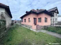 Casa cu Anexe-Bld Ecaterina