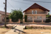 RECO Casa cu Atelier de lucru si teren mare - Santion