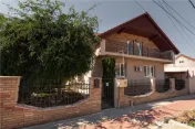 RECO Casa cu Atelier de lucru si teren mare - Santion