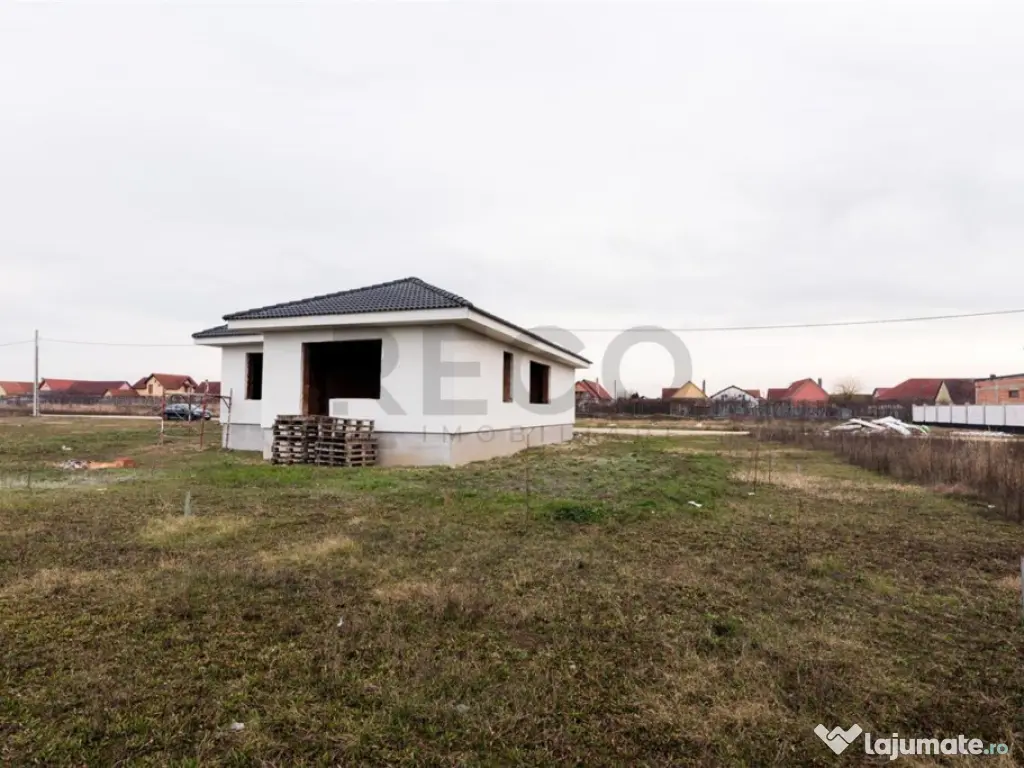 RECO Casa la rosu - 3 dormitoare, plan parter 120 mp utili -