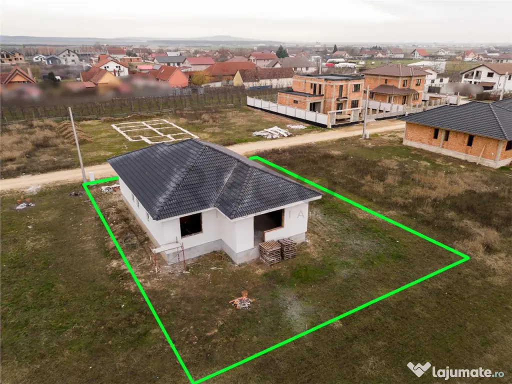 RECO Casa la rosu - 3 dormitoare, plan parter 120 mp utili -