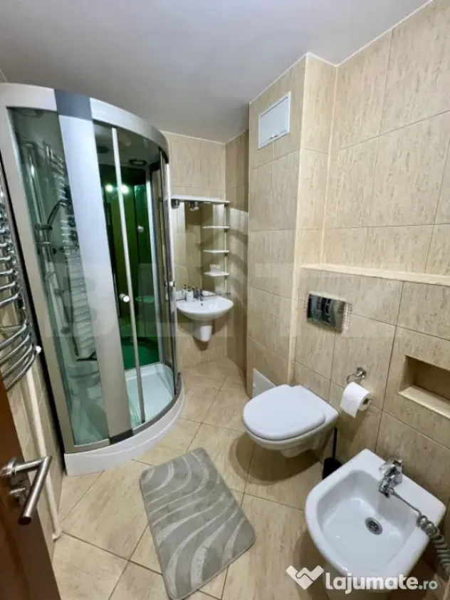Apartament 3 camere decomandate, 65 mp, modernizat, zona-Cra