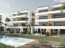 Apartament 3 cam la etajul mijlociu cu terasă și terenuri de paddle tenis Sud Est