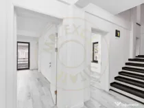 Spațiu generos de închiriat-ideal clinica/birouri/centru e