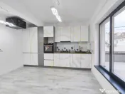 Spațiu generos de închiriat-ideal clinica/birouri/centru e 