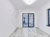 Spațiu generos de închiriat-ideal clinica/birouri/centru e 