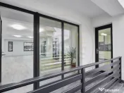 Spațiu generos de închiriat-ideal clinica/birouri/centru e 