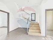 Vila moderna 5 camere P+1 de vanzare in Crevedia 