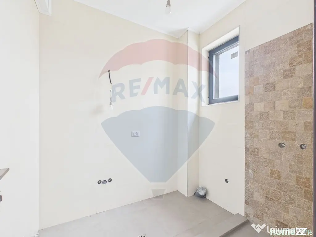 Vila moderna 5 camere P+1 de vanzare in Crevedia