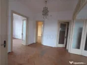 Apartament pretabil investitie in zona Calarasi-Hala Traian 