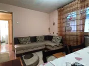 Apartament 2 camere, decomandat + loc parcare cu copertina concesionat 