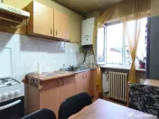 Apartament 2 camere, decomandat + loc parcare cu copertina concesionat 