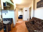 Apartament 2 camere, decomandat + loc parcare cu copertina concesionat 