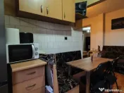 Apartament 2 camere, decomandat + loc parcare cu copertina concesionat 