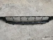 Grila din bara opel astra k 