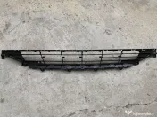 Grila din bara opel astra k 