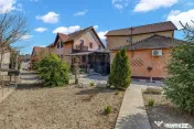 Oportunitate rară în Chișineu-Criș: locuință și sp... 
