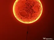 Lampa perete la comanda