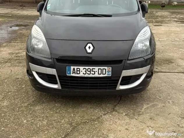 Renault scenic an 2009