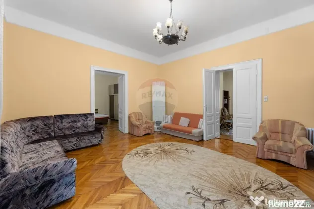 Apartament 2 camere, clasic, 116 mp utili, str. pietonal?...