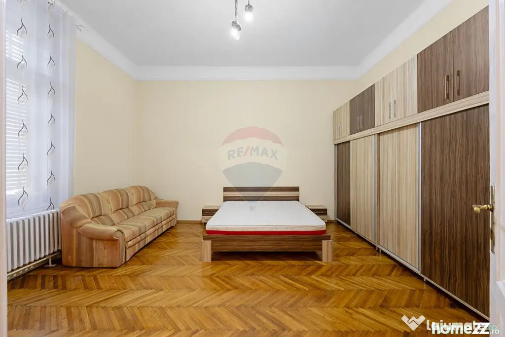 Apartament 2 camere, clasic, 116 mp utili, str. pietonal?...