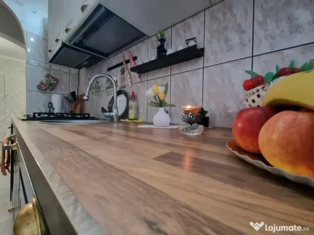 Apartament 2 camere decomandate, renovat, mobilat, utilat- M