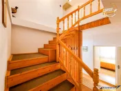 3D! Resedinta notabila,armonios cadru natural,faciliati,Cent 