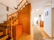 3D! Resedinta notabila,armonios cadru natural,faciliati,Cent 