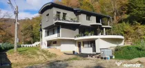 Vilă tip casă pasivă, 285 mp + 47 ari teren, Valea Roșie