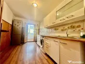 Apartament cu 3 camere de inchiriat, Comanesti, jud. Bacau 