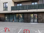 Spatiu comercial parter bloc, 111mp, stradal, pretabil magaz 