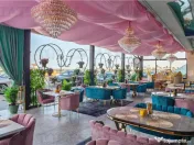 RESTAURANT CU TERASA 300MP, COMPLET MOBILAT/UTILAT, CHIRIAS 