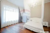 Apartament cu 2 camere de închiriat în zona Ultracentral