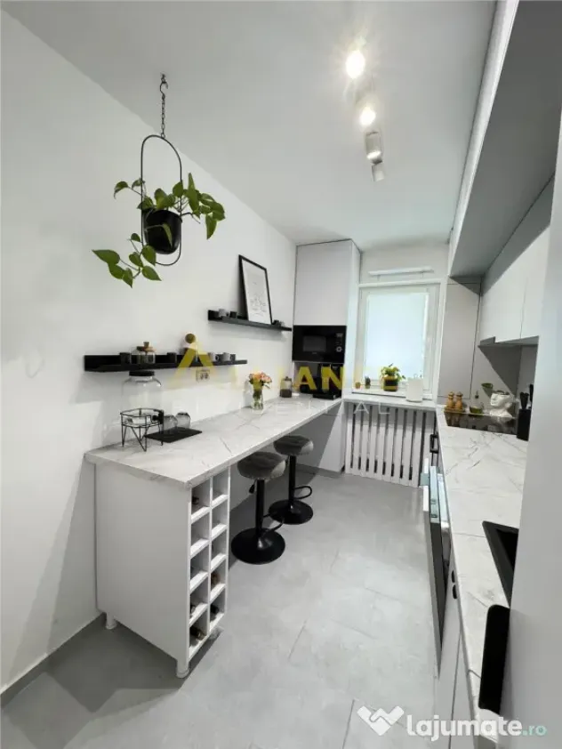 Apartament 2 camere spatios ~ Acces metrou ~ GATA DE MUTARE