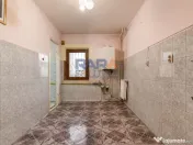 Spațiu comercial DE ÎNCHIRIAT 